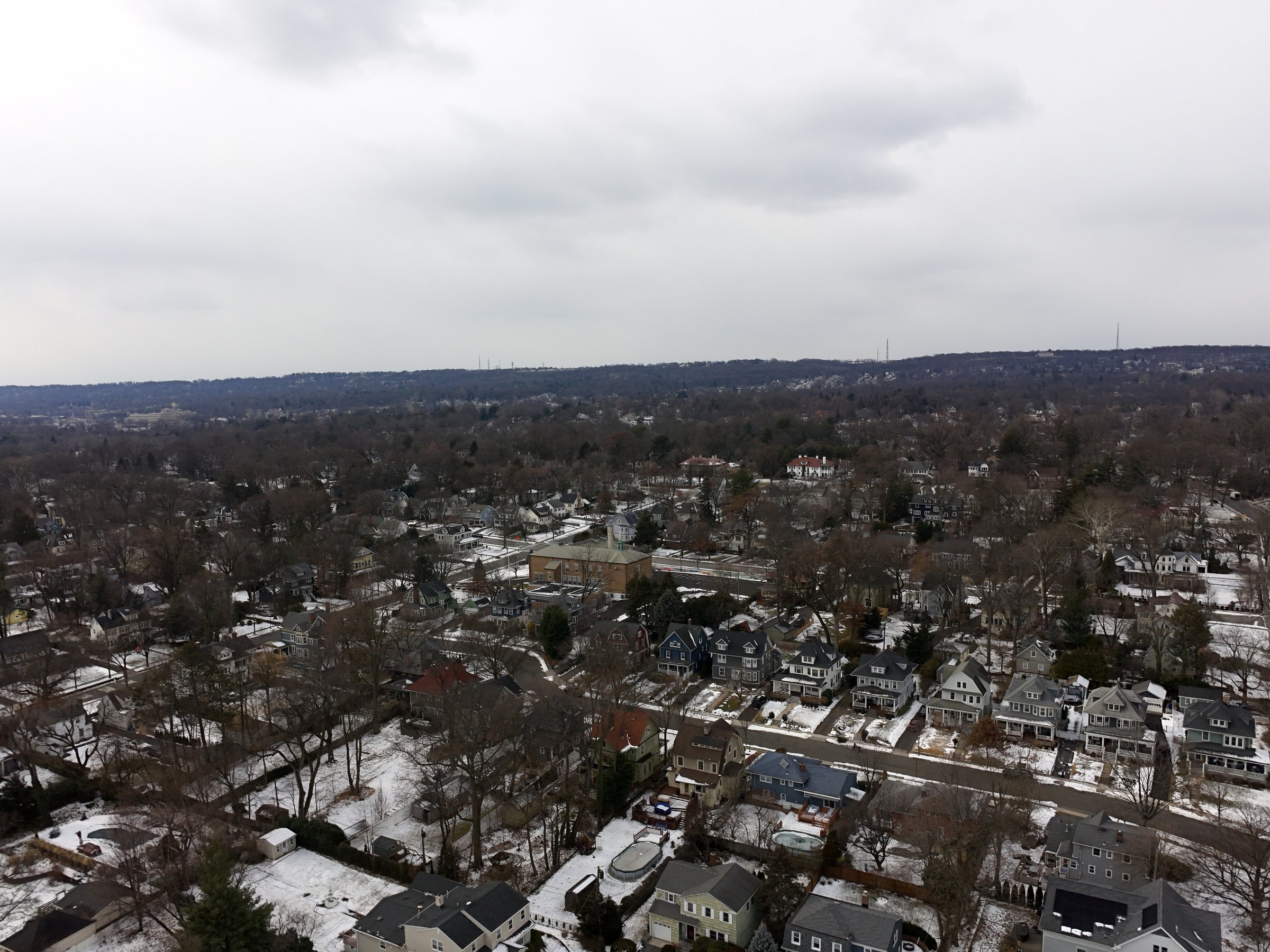 CAM_20251231132413_0001_W